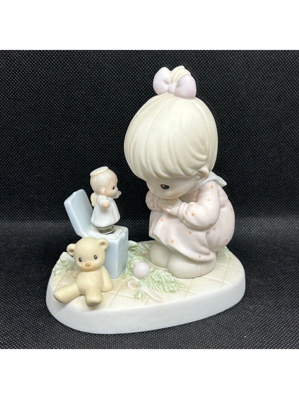 Precious Moments "Just Poppin' In To Say Halo" figurine